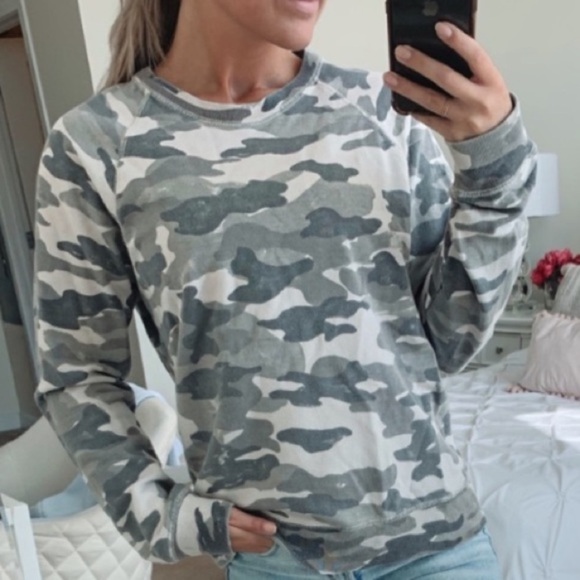 J. Crew Faded Gray Camo Sweatshirt Pullover EUC - Picture 1 of 9